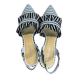 Gianni Bini navy/light blue ruffle stylish strap heel